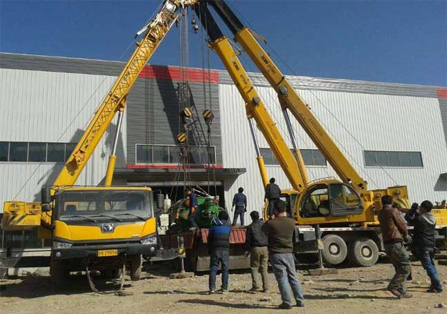 昆明吊裝搬運(yùn)公司：什么樣的人能夠擔(dān)任搬運(yùn)現(xiàn)場指揮？