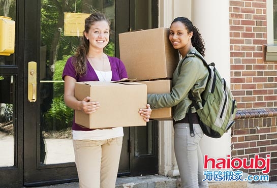 昆明畢業(yè)季學(xué)生搬家服務(wù)部助您輕松搬離學(xué)校.jpg 昆明畢業(yè)季學(xué)生搬家服務(wù)部助您輕松搬離學(xué)校.jpg